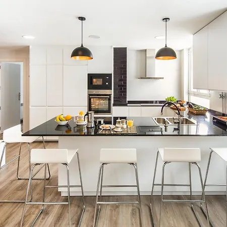 4 Estaciones - Tu Hogar En El Corazon De Apartment Oviédo