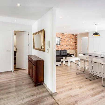 4 Estaciones - Tu Hogar En El Corazón De Apartamento