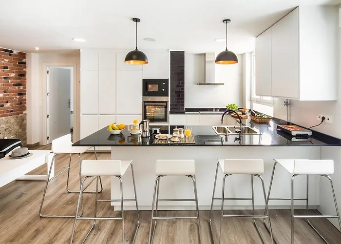 4 Estaciones - Tu Hogar En El Corazón De Apartamento Oviedo