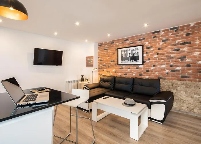 4 Estaciones - Tu Hogar En El Corazón De Apartamento